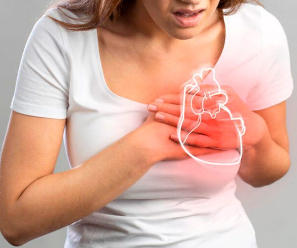 علائم ناراحتی قلبی در زنان جوان چیست؟