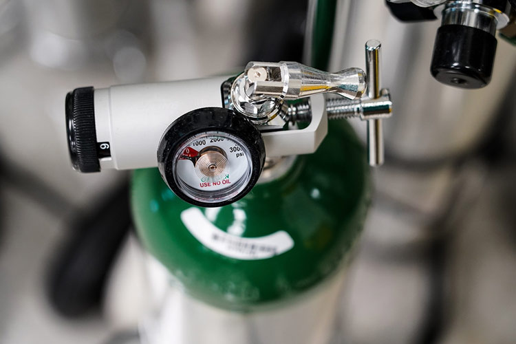 نکات و روش روش تنظیم فشار کپسول اکسیژن